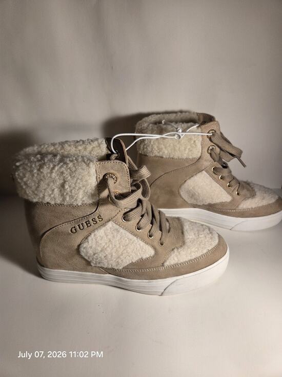 GUESS Shoes - GUESS Beige Faux Fur Lined Lace-Up Ankle Bootie Round Toe Logo Womens 8